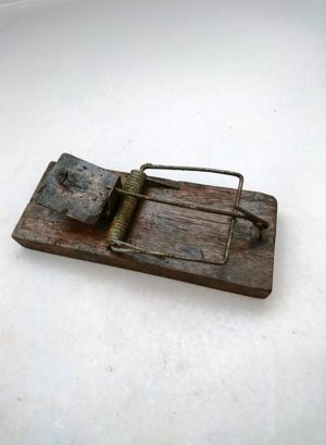 SOLD - Wooden Rat Trap (7254)