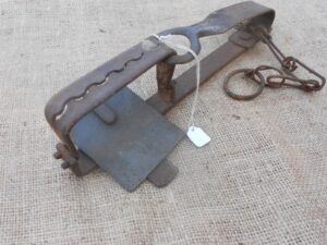 SOLD Roberts Dogless Gin Trap (3115)