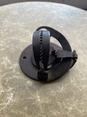 SOLD Rare Kingfisher pole trap (4057)